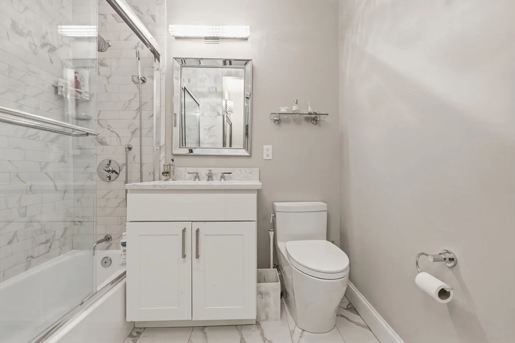 2 bed, 2 bath apartment for rent at 65 East India Row Unit 7C, Boston Downtown — photo 21 of 23