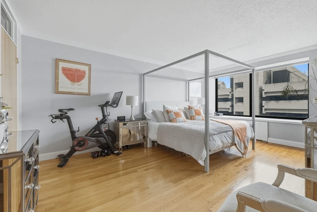 2 bed, 2 bath apartment for rent at 65 East India Row Unit 7C, Boston Downtown — photo 17 of 23