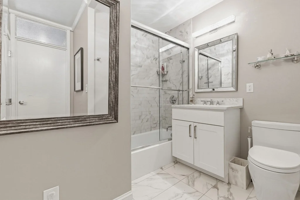 2 bed, 2 bath apartment for rent at 65 East India Row Unit 7C, Boston Downtown — photo 20 of 23