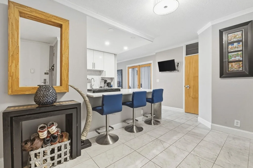 2 bed, 2 bath apartment for rent at 65 East India Row Unit 7C, Boston Downtown — photo 11 of 23