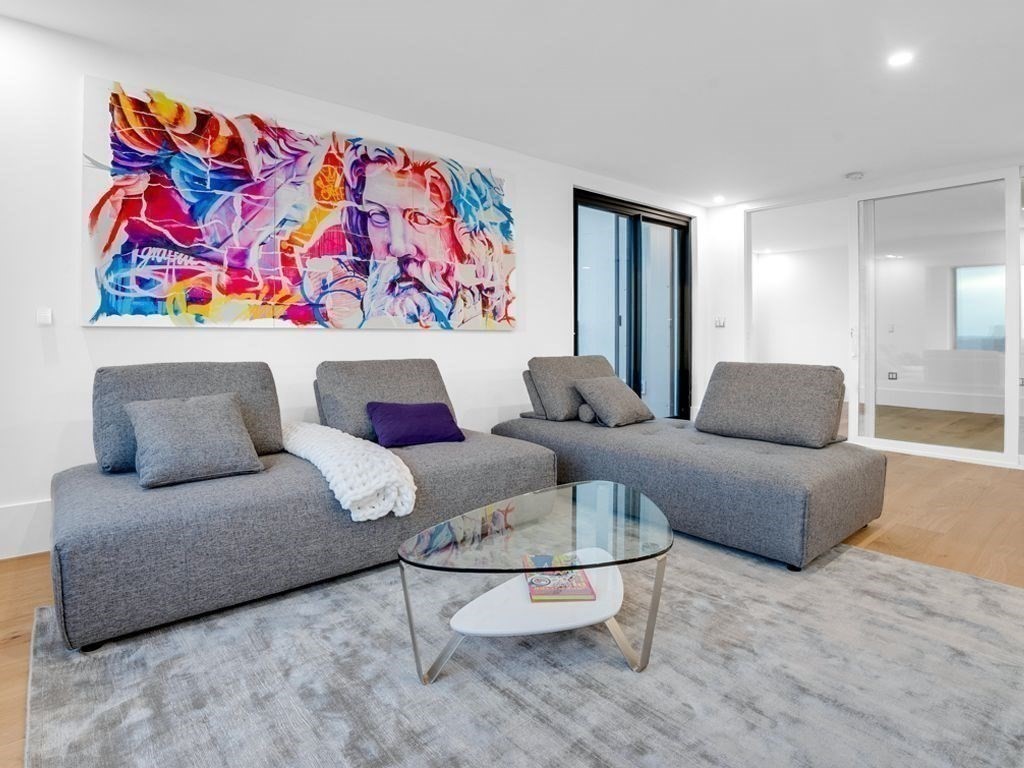2 bed, 2 bath apartment for rent at 65 East India Row Unit Penthouse B, Waterfront — photo 5 of 23
