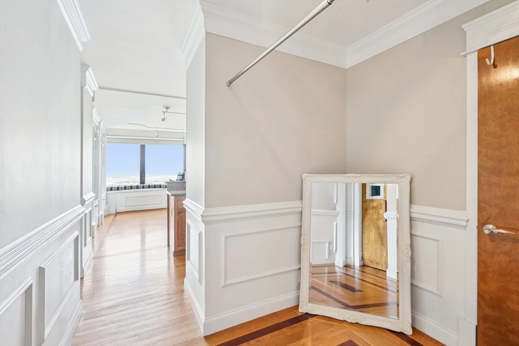 1 bed, 1 bath apartment for rent at 65 E India Row Unit PHE, Boston Downtown — photo 21 of 27