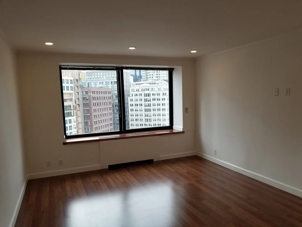 1 bed, 1 bath apartment for rent at 65 East India Row Unit 9A, Waterfront — photo 6 of 15