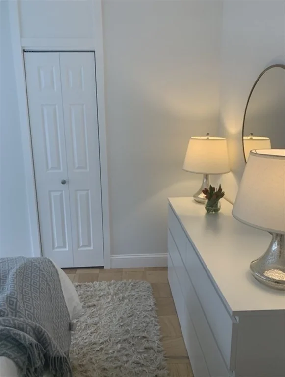 1 bed, 1 bath apartment for rent at 65 East India Row Unit 10A, Waterfront — photo 13 of 19