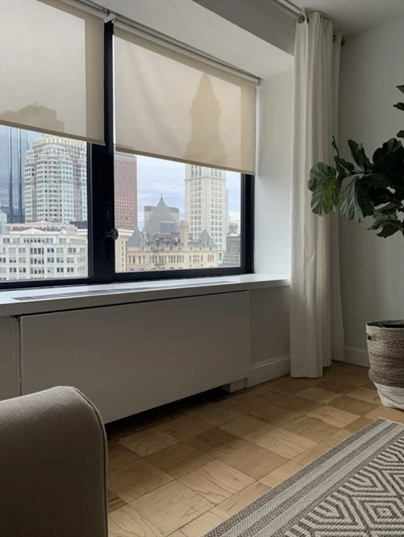 1 bed, 1 bath apartment for rent at 65 East India Row Unit 10A, Waterfront — photo 8 of 19