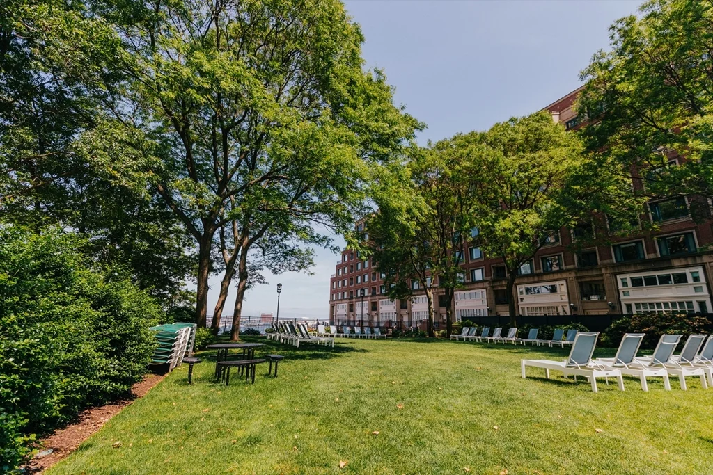 1 bed, 1 bath apartment for rent at 65 East India Row Unit 11C, Waterfront — photo 12 of 13