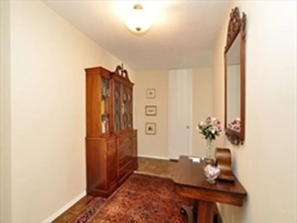 2 bed, 2 bath apartment for rent at 65 East India Row Unit 15B, Waterfront — photo 7 of 12