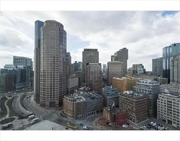 2 bed, 2 bath apartment for rent at 65 East India Row Unit 15B, Waterfront — photo 9 of 12