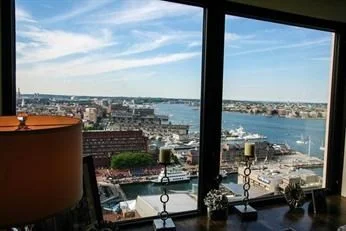 2 bed, 2 bath apartment for rent at 65 East India Row Unit 24C, Boston Downtown — photo 12 of 23