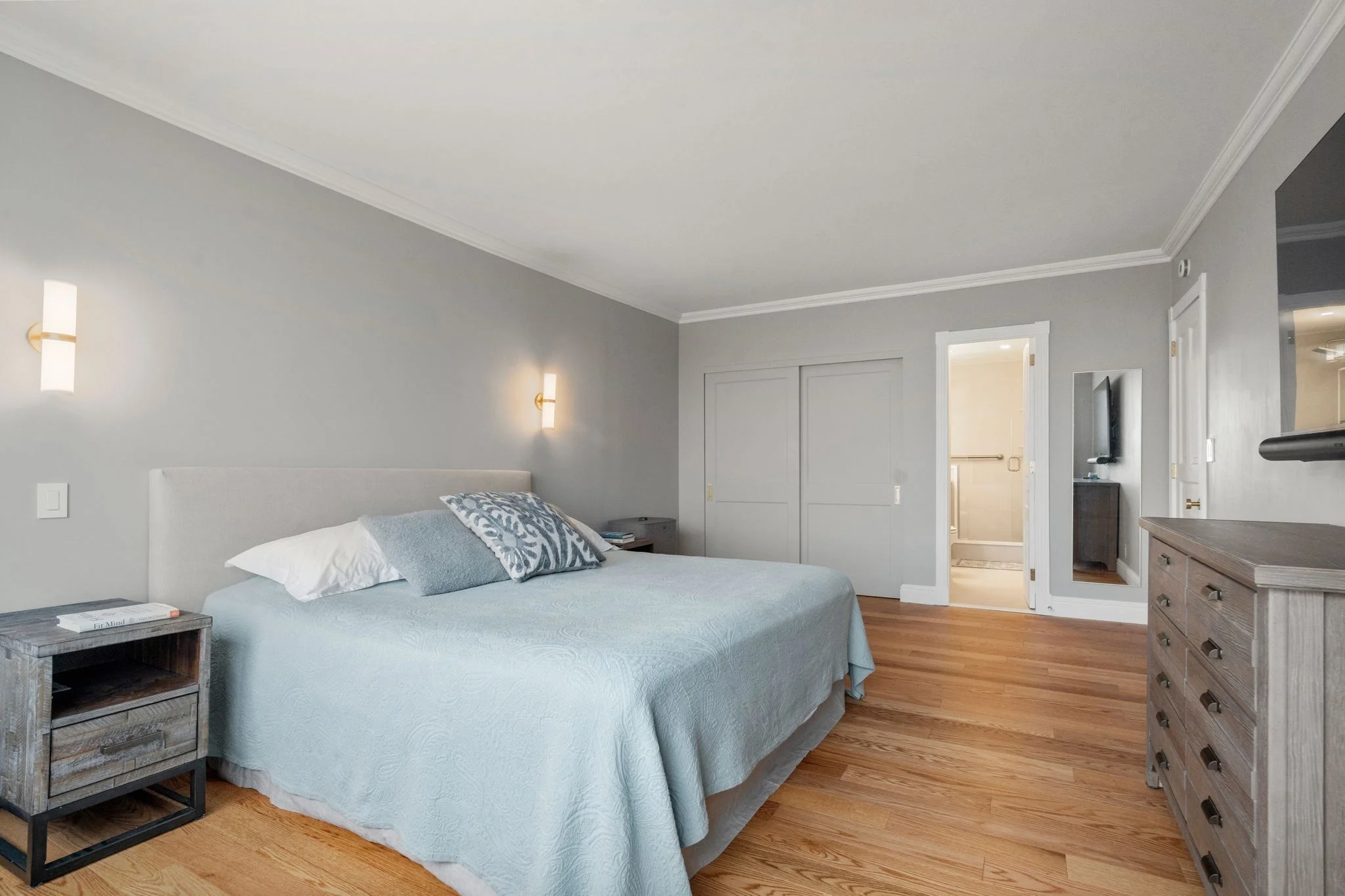 2 bed, 2 bath apartment for rent at 65 East India Row Unit 27F, Boston Downtown — photo 35 of 40