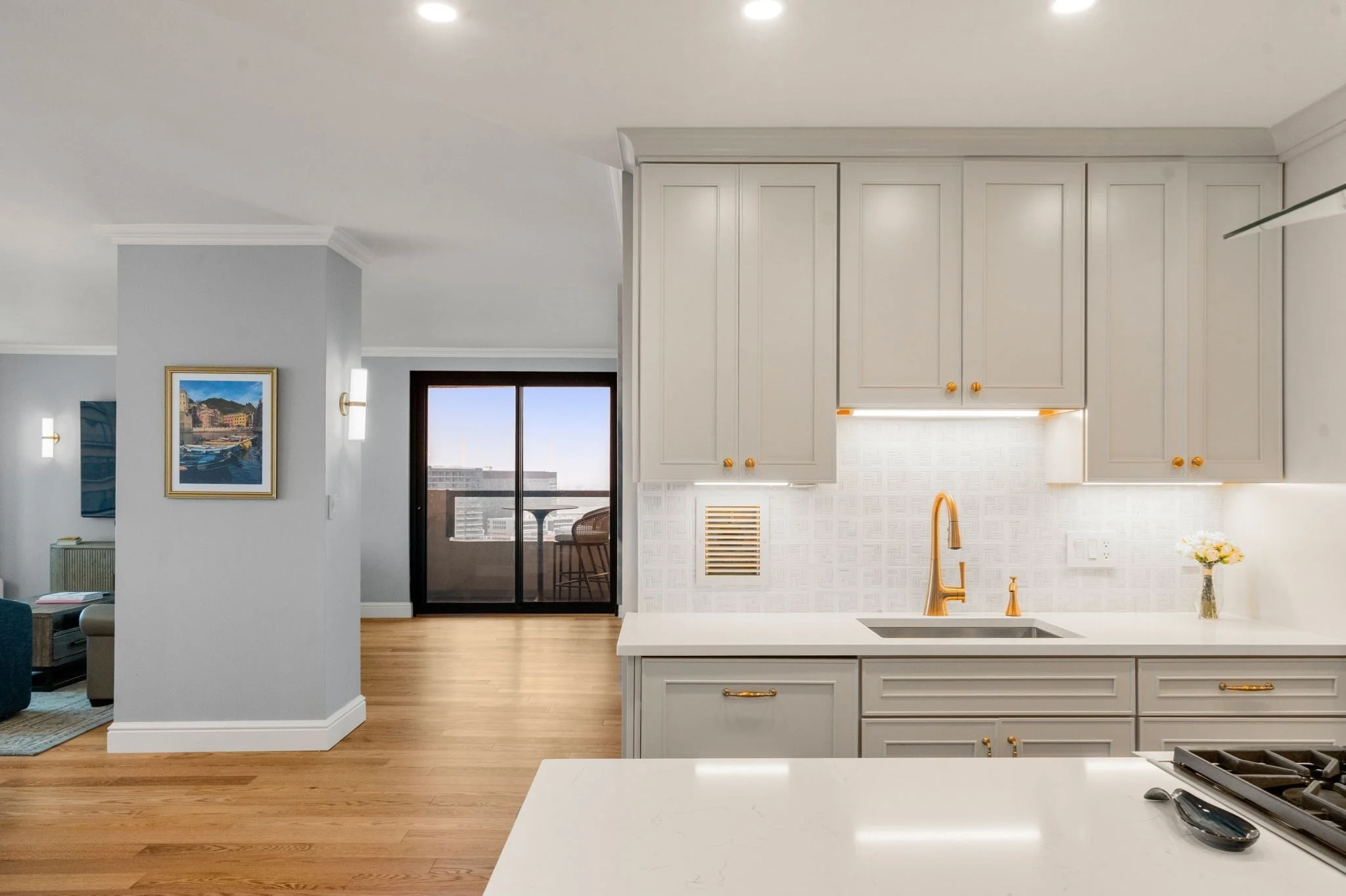 2 bed, 2 bath apartment for rent at 65 East India Row Unit 27F, Boston Downtown — photo 4 of 40