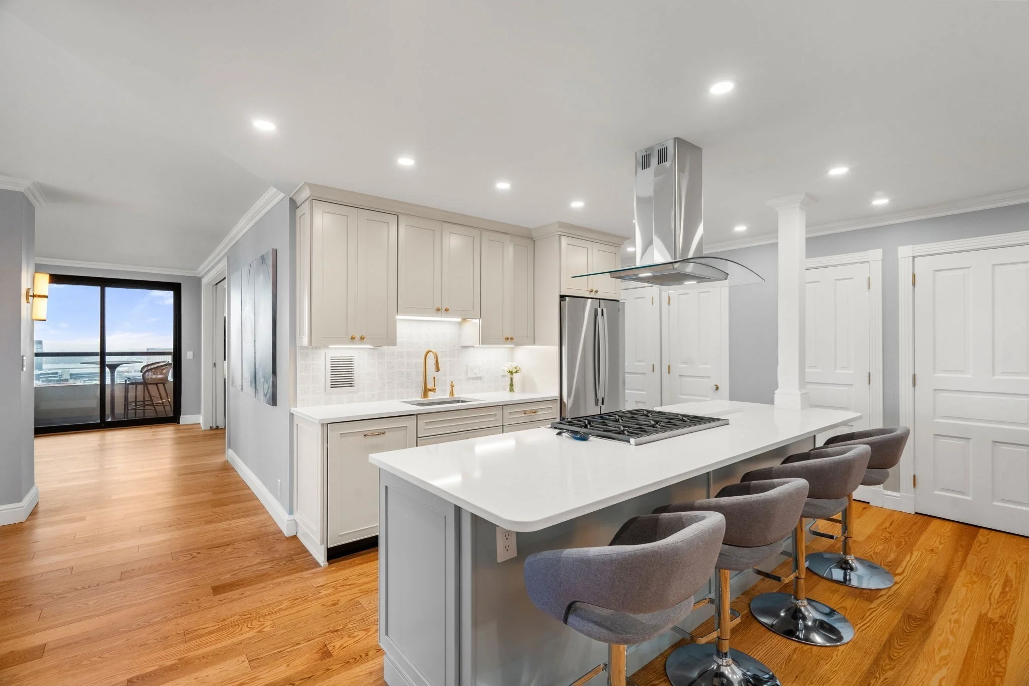 2 bed, 2 bath apartment for rent at 65 East India Row Unit 27F, Boston Downtown — photo 12 of 40