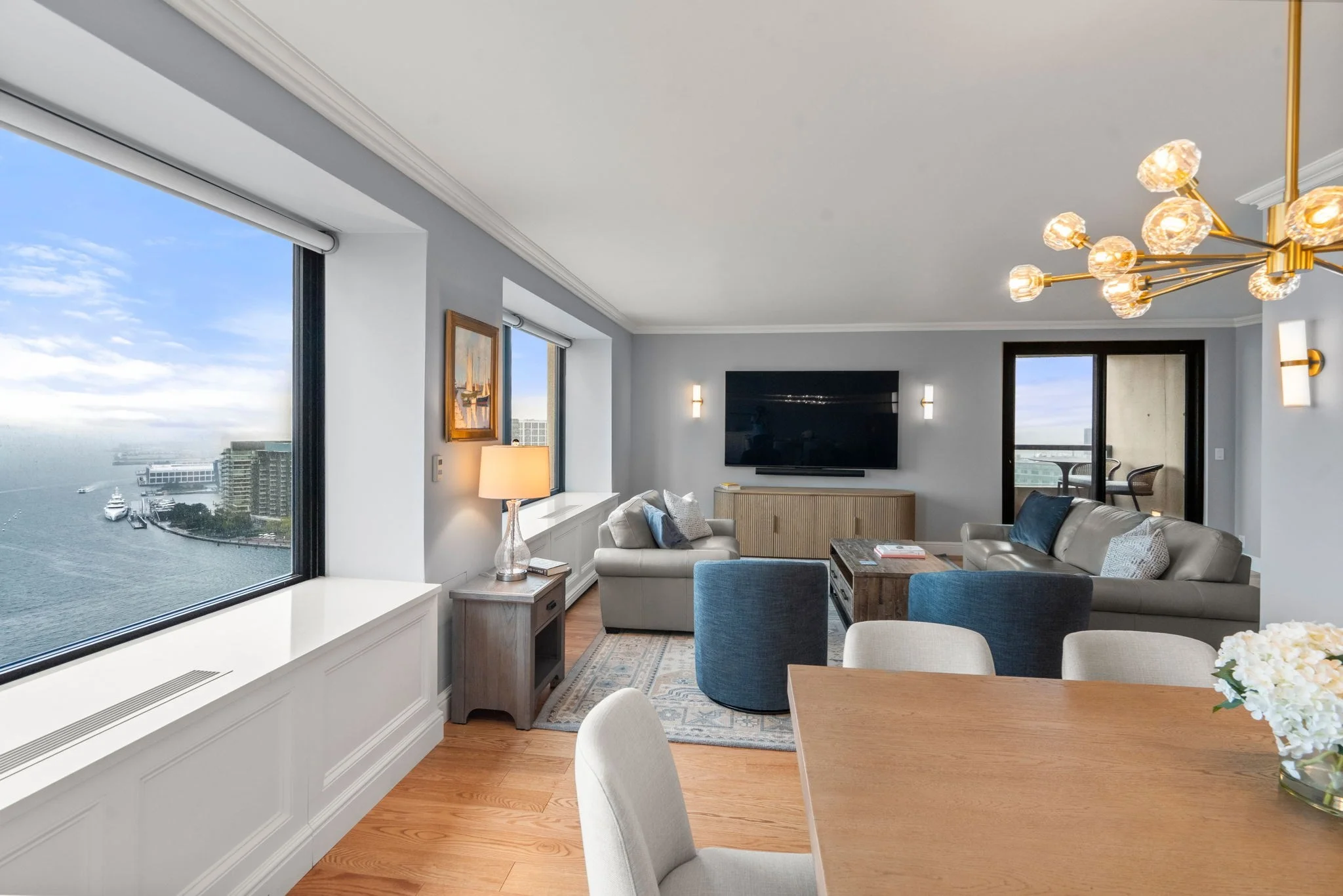 2 bed, 2 bath apartment for rent at 65 East India Row Unit 27F, Boston Downtown