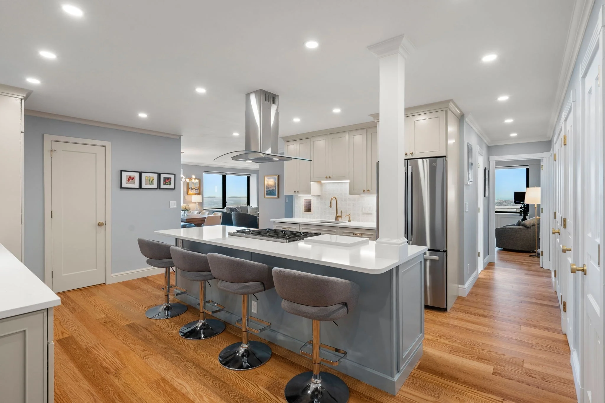 2 bed, 2 bath apartment for rent at 65 East India Row Unit 27F, Boston Downtown — photo 2 of 40