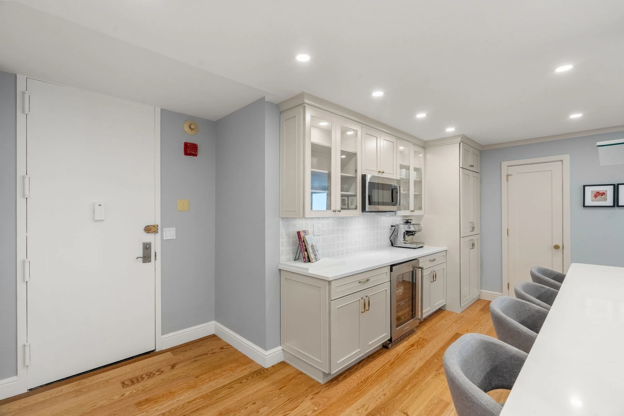 2 bed, 2 bath apartment for rent at 65 East India Row Unit 27F, Boston Downtown — photo 10 of 40