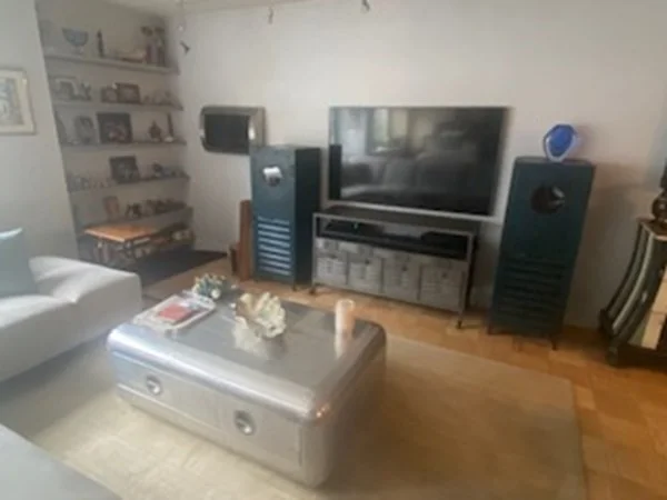 2 bed, 1.5 bath apartment for rent at 65 East India Row Unit 4C, Boston Downtown — photo 13 of 15