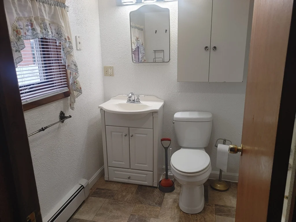 2 bed, 1 bath apartment for rent at 65 East St Unit 4, North Attleboro — photo 8 of 36