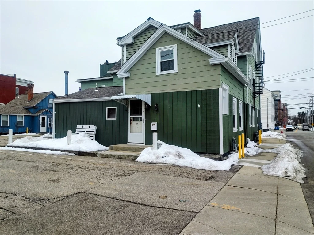 2 bed, 1 bath apartment for rent at 65 East St Unit 4, North Attleboro — photo 34 of 36