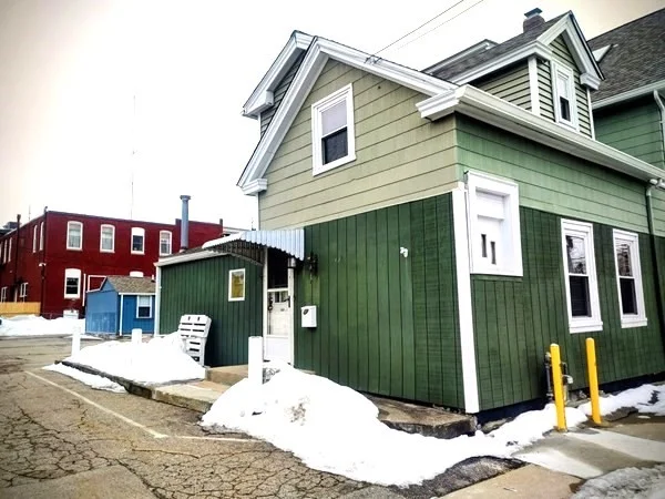 2 bed, 1 bath apartment for rent at 65 East St Unit 4, North Attleboro — photo 2 of 36