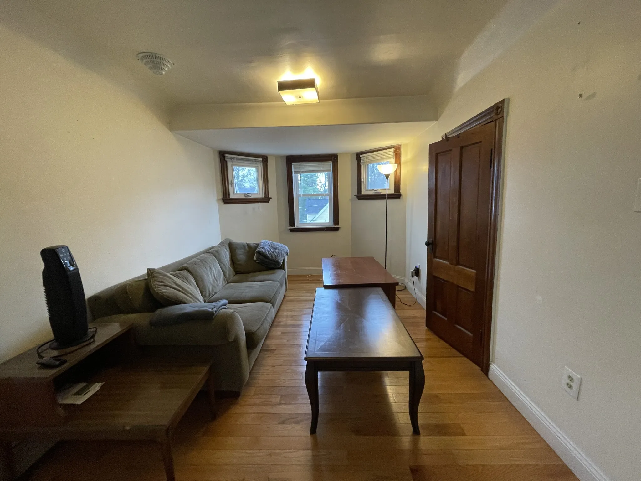 4 bed, 2 bath apartment for rent at 65 Fairbanks St Unit 2, Oak Square — photo 23 of 27