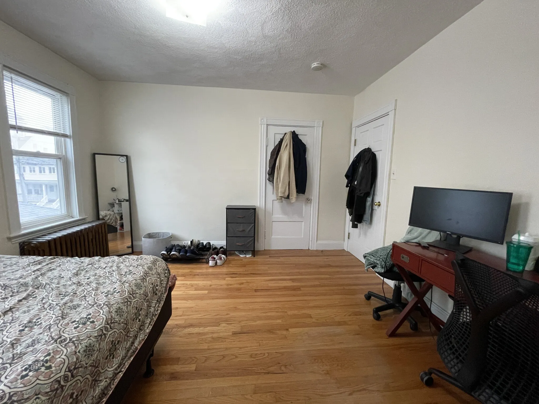 4 bed, 2 bath apartment for rent at 65 Fairbanks St Unit 2, Oak Square — photo 12 of 27