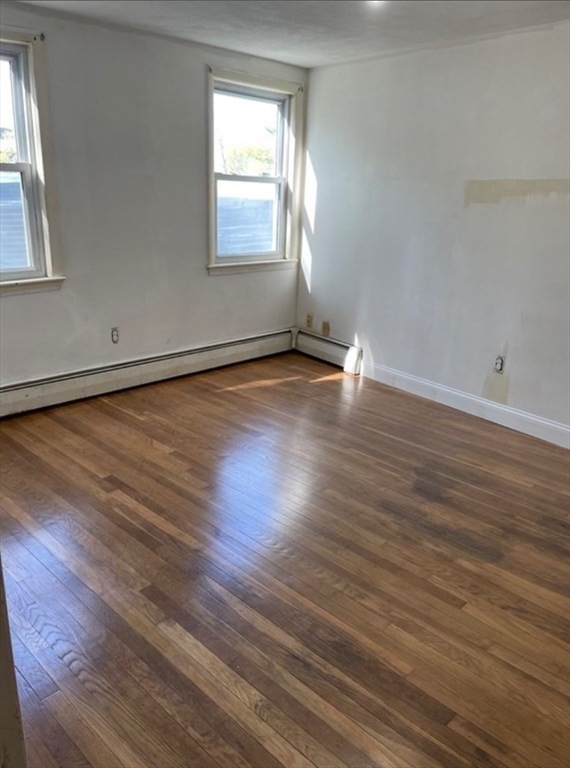 2 bed, 1 bath apartment for rent at 65 Fairmount Ave Unit 2, Hyde Park — photo 4 of 6