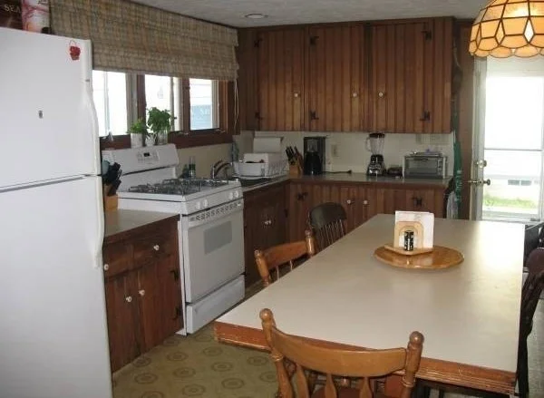 1 bed, 1 bath apartment for rent at 65 Foster Ave, Marshfield — photo 5 of 5