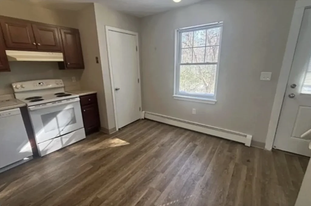 2 bed, 1 bath apartment for rent at 65 Frank's Ln Unit 508, Hanover — photo 3 of 12