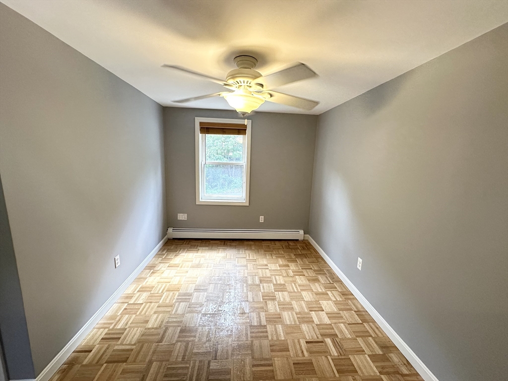 1 bed, 1 bath apartment for rent at 65 Freeman St Unit B, Haverhill — photo 5 of 8