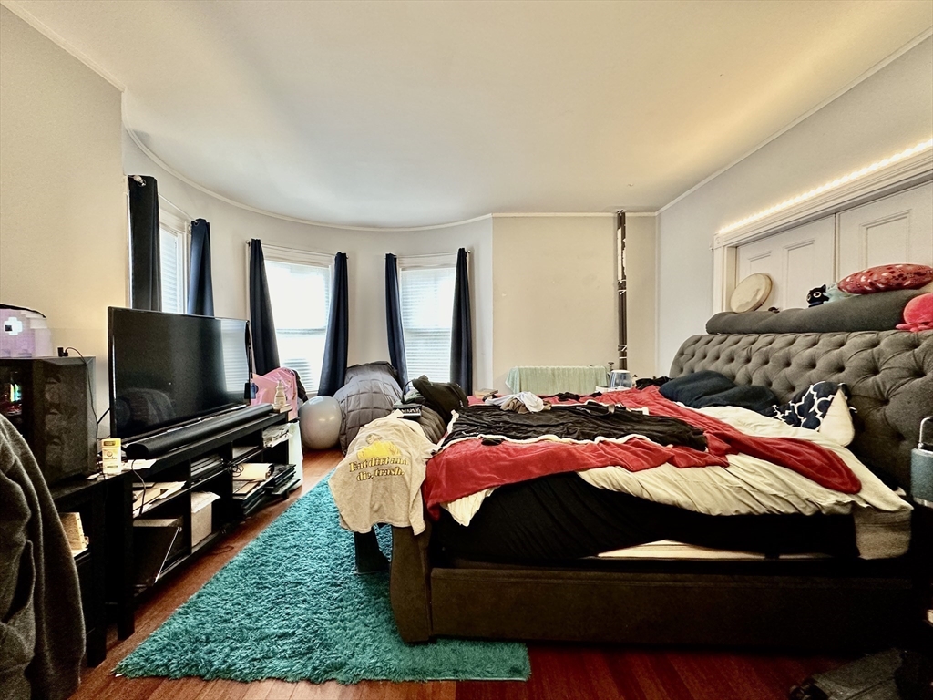 2 bed, 1 bath apartment for rent at 65 Gardner St Unit 1, Allston — photo 6 of 9