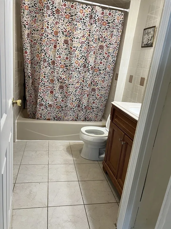 2 bed, 1 bath apartment for rent at 65 Gladstone St Unit 1, Orient Heights — photo 6 of 9