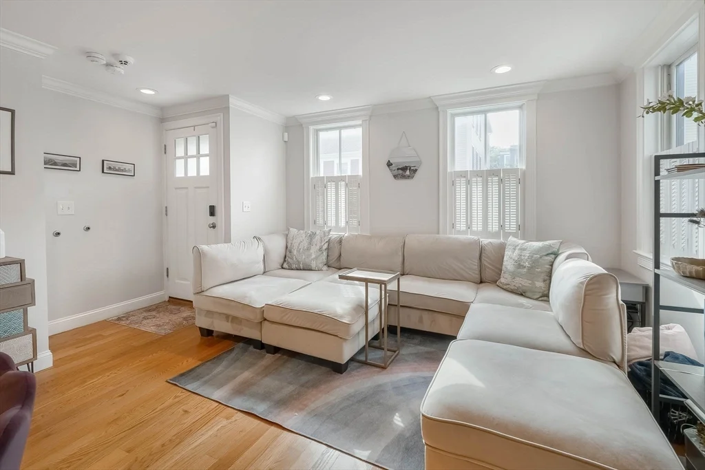 2 bed, 2 bath apartment for rent at 65 Green St Unit 1, Charlestown — photo 2 of 25