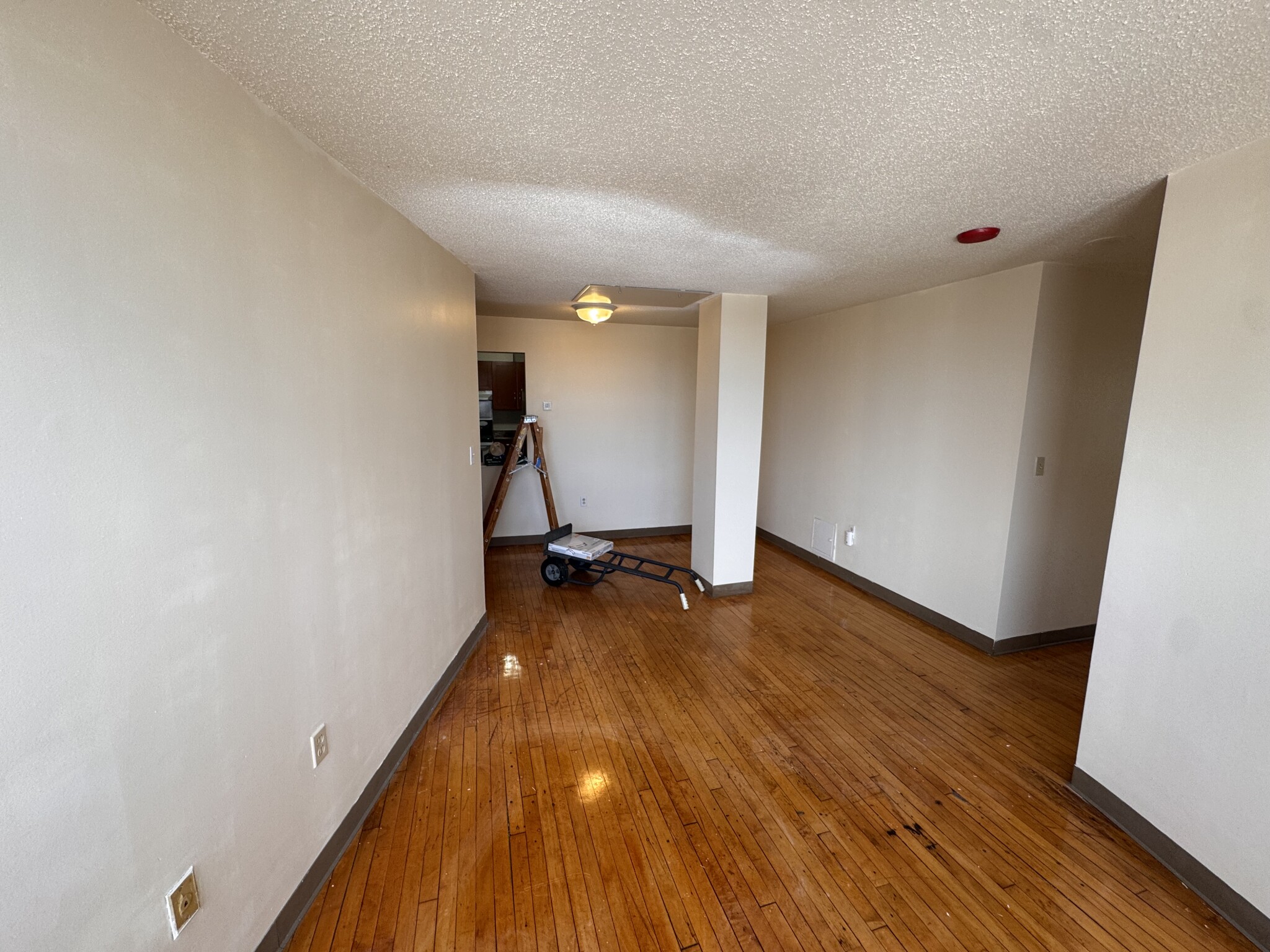 3 bed, 1.5 bath apartment for rent at 65 Harrison Ave Unit 1104, Chinatown — photo 6 of 14