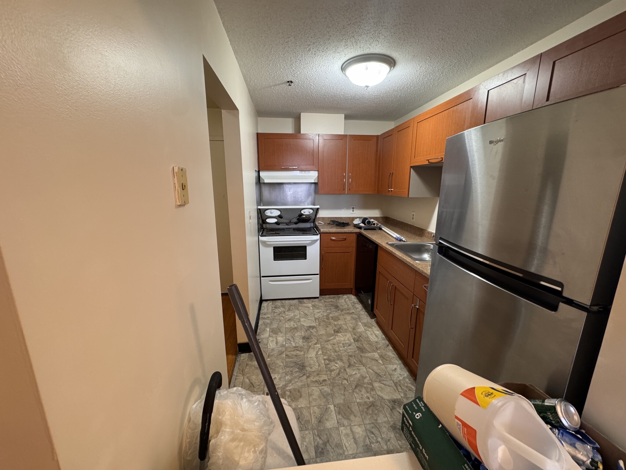 3 bed, 1.5 bath apartment for rent at 65 Harrison Ave Unit 1104, Chinatown — photo 2 of 14
