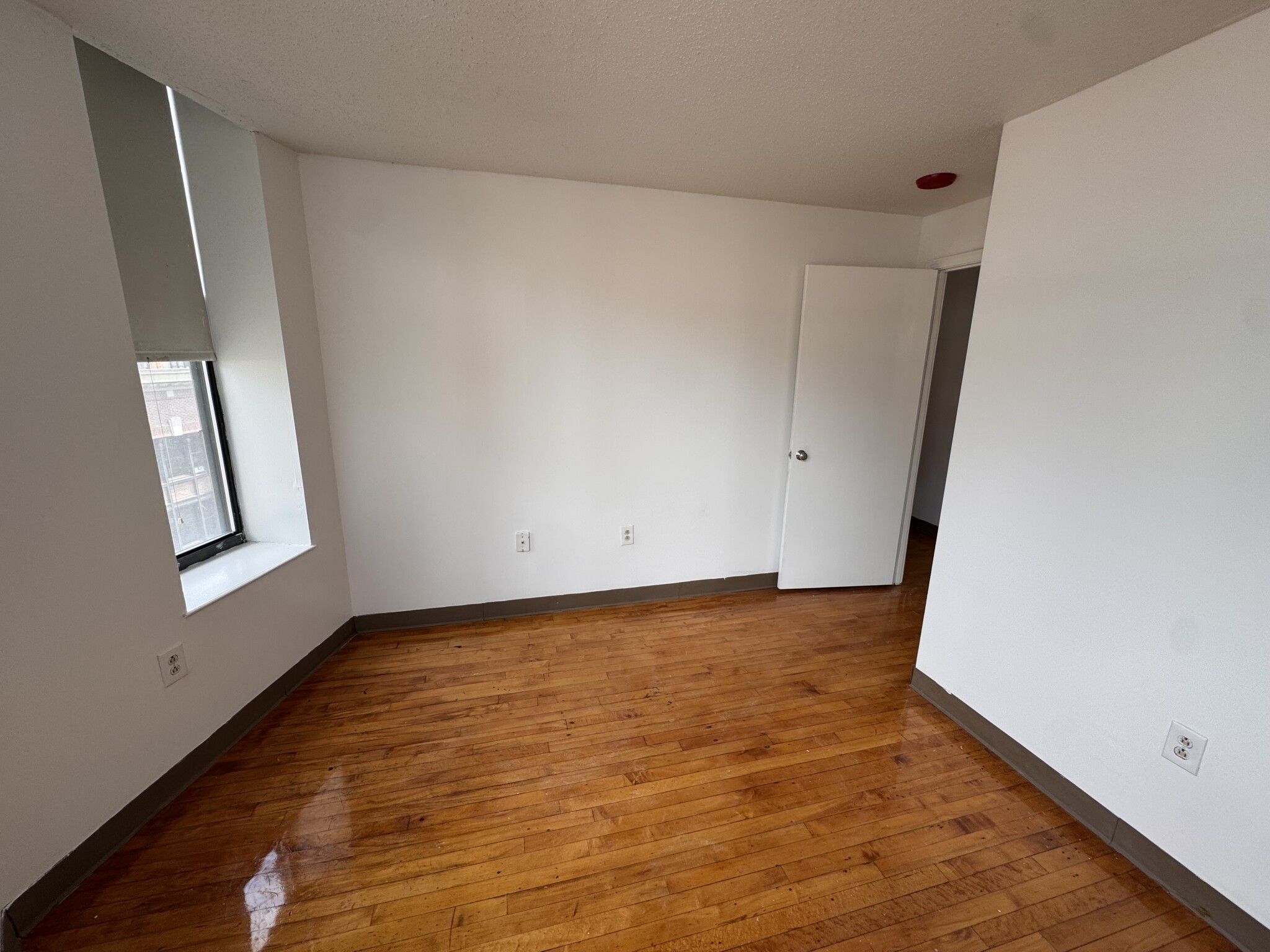 3 bed, 1.5 bath apartment for rent at 65 Harrison Ave Unit 804, Chinatown — photo 12 of 15