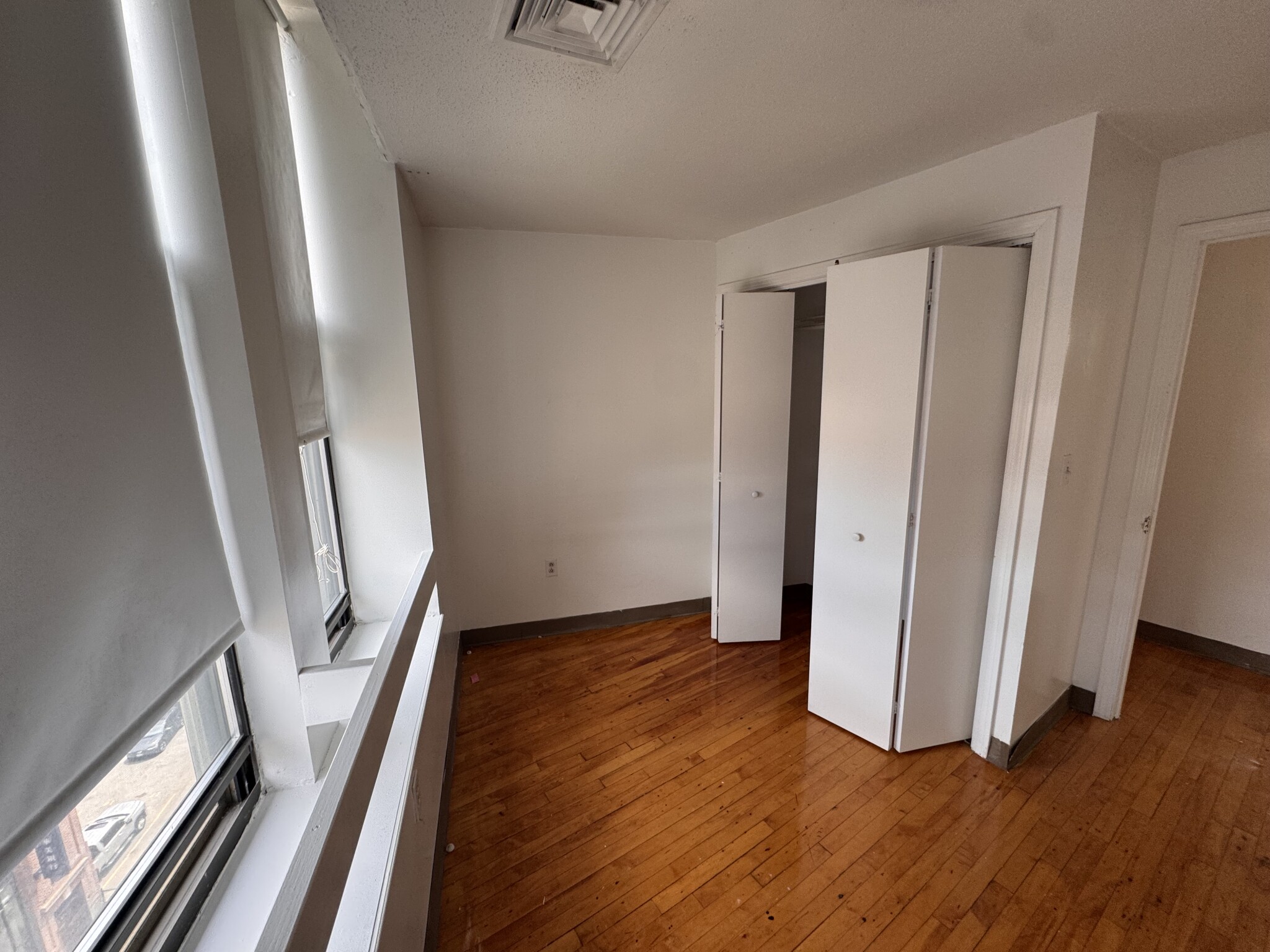 3 bed, 1.5 bath apartment for rent at 65 Harrison Ave Unit 804, Chinatown — photo 14 of 15
