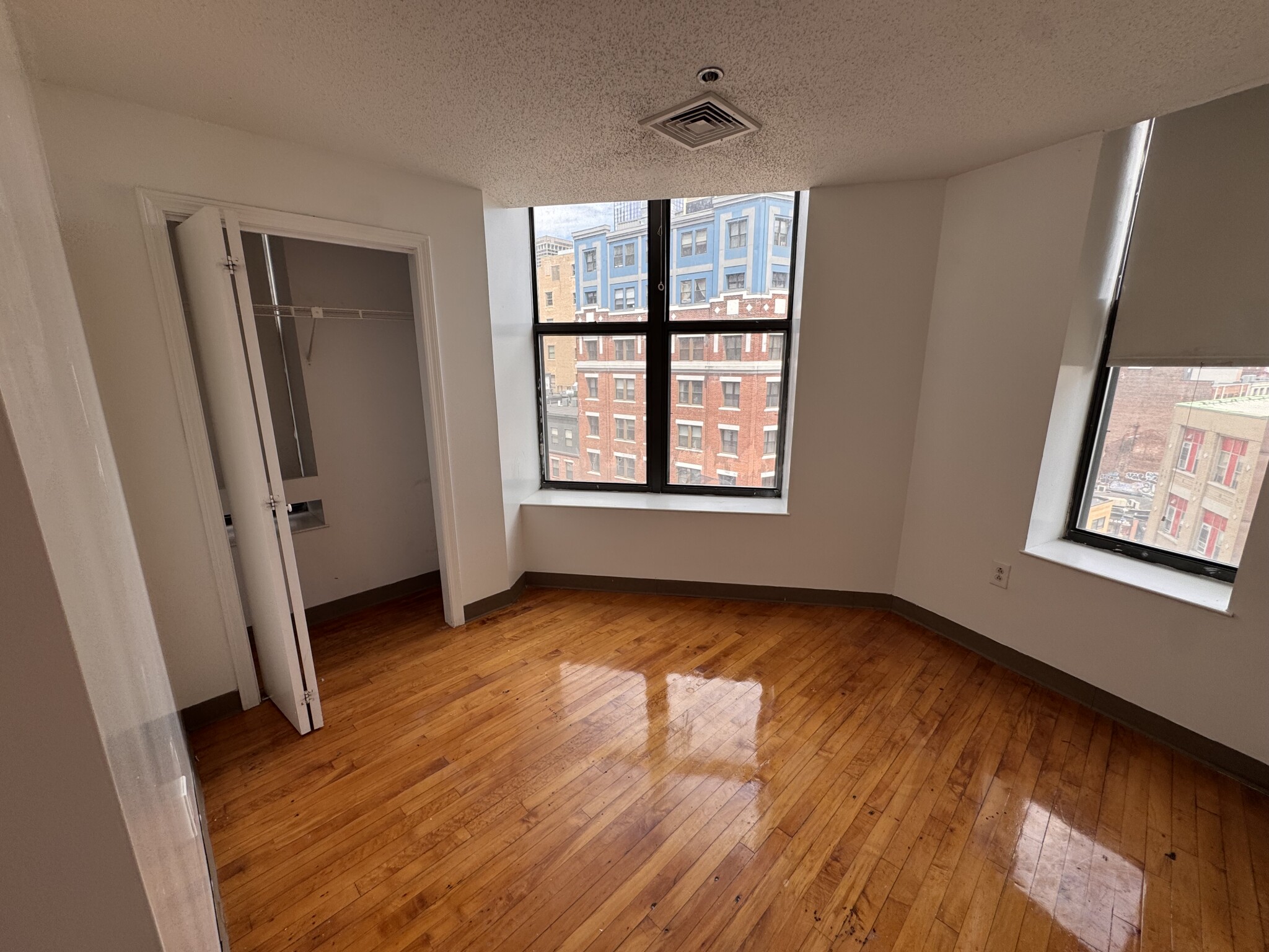 3 bed, 1.5 bath apartment for rent at 65 Harrison Ave Unit 804, Chinatown — photo 11 of 15