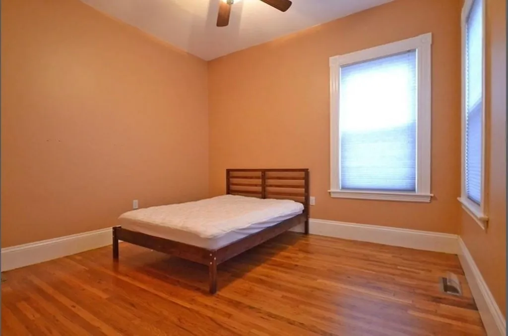 2 bed, 1 bath apartment for rent at 65 Hudson St Unit 1, Powder House Square — photo 6 of 10