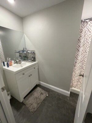 5 bed, 3 bath apartment for rent at 65 I St Unit 1, South Boston — photo 7 of 7