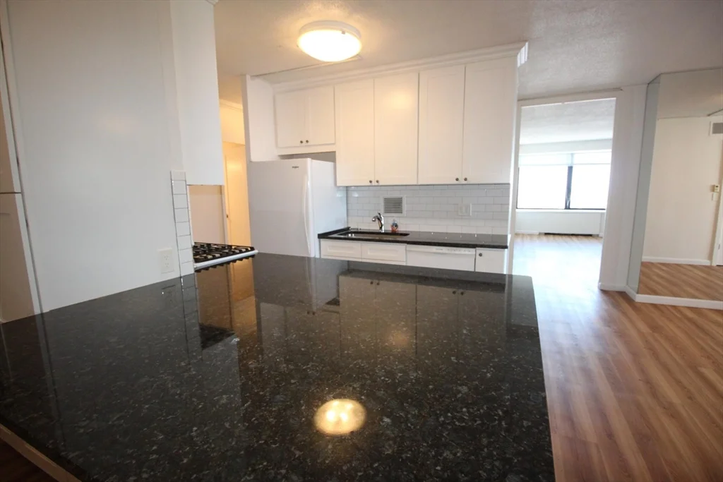 1 bed, 1 bath apartment for rent at 65 India Row Unit 39D, Boston Downtown — photo 11 of 30