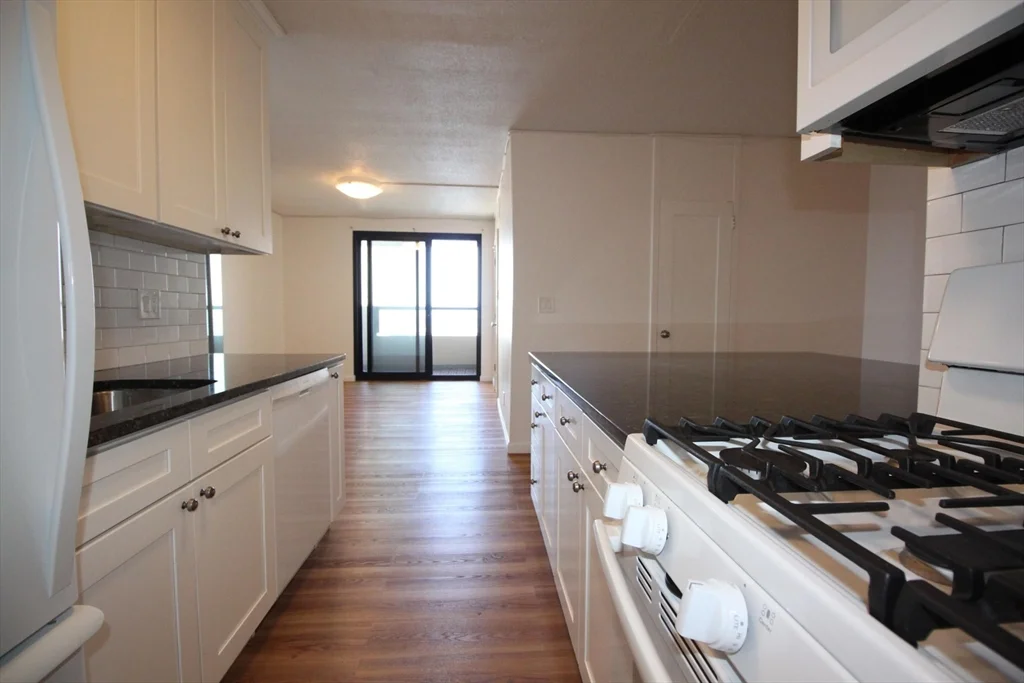 1 bed, 1 bath apartment for rent at 65 India Row Unit 39D, Boston Downtown — photo 14 of 30
