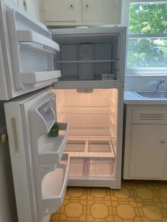 2 bed, 1 bath apartment for rent at 65 Keystone St Unit 2, West Roxbury — photo 23 of 24