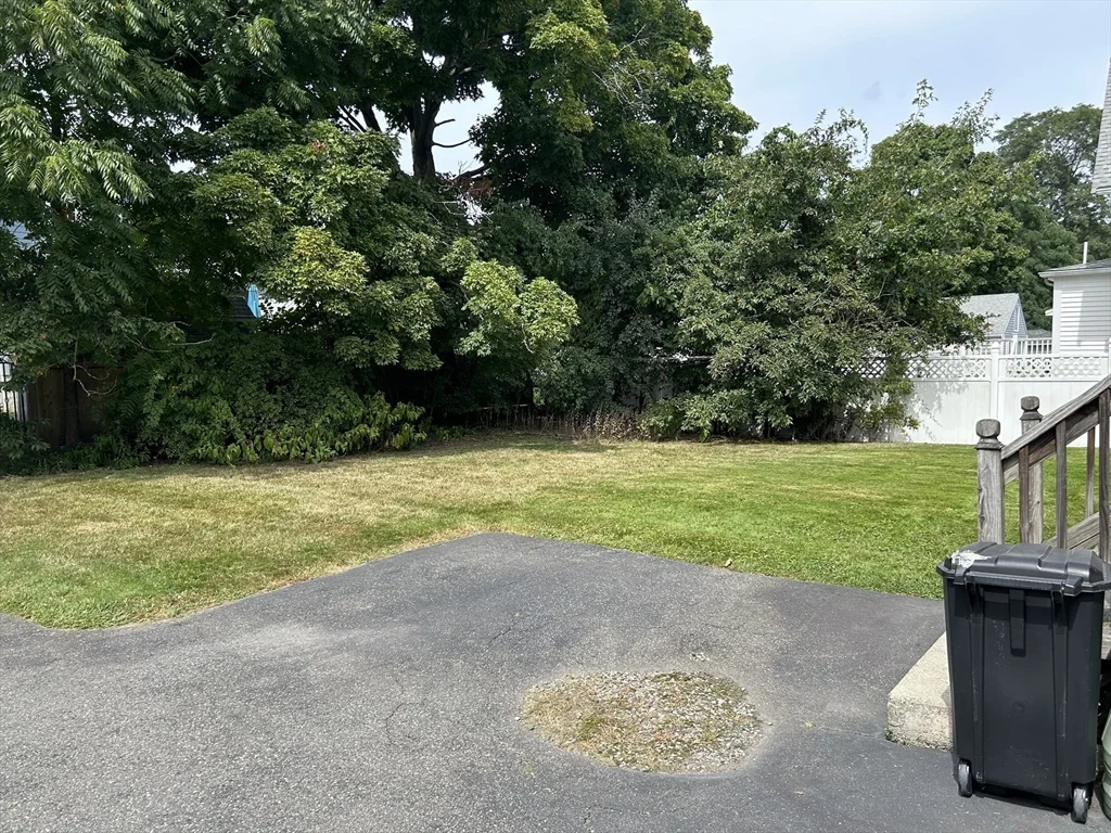 2 bed, 1 bath apartment for rent at 65 Keystone St Unit 2, West Roxbury — photo 5 of 24