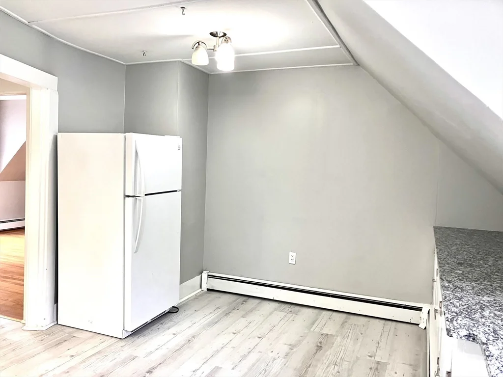 2 bed, 1 bath apartment for rent at 65 Kirtland Unit 3, Lynn — photo 9 of 16