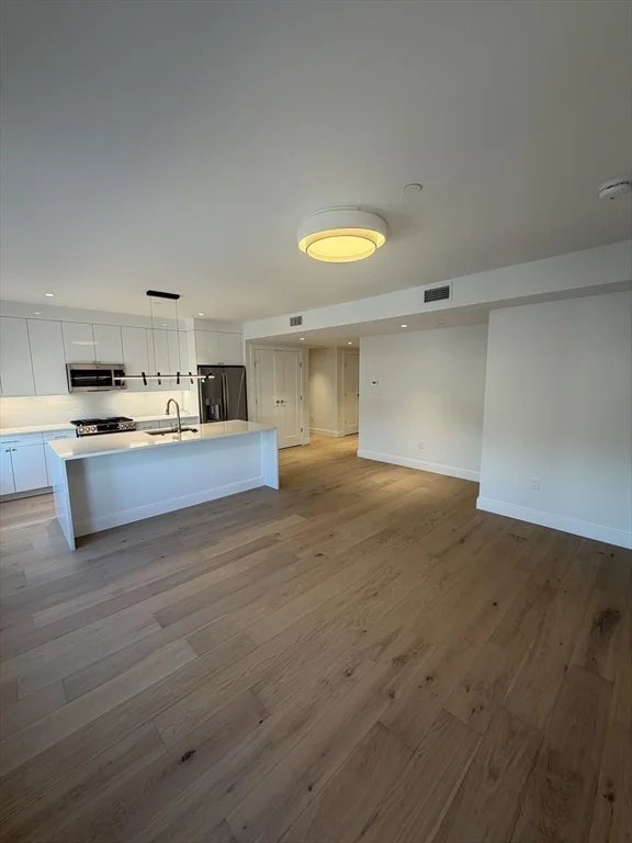 2 bed, 2 bath apartment for rent at 65 L St Unit 403, South Boston — photo 2 of 10