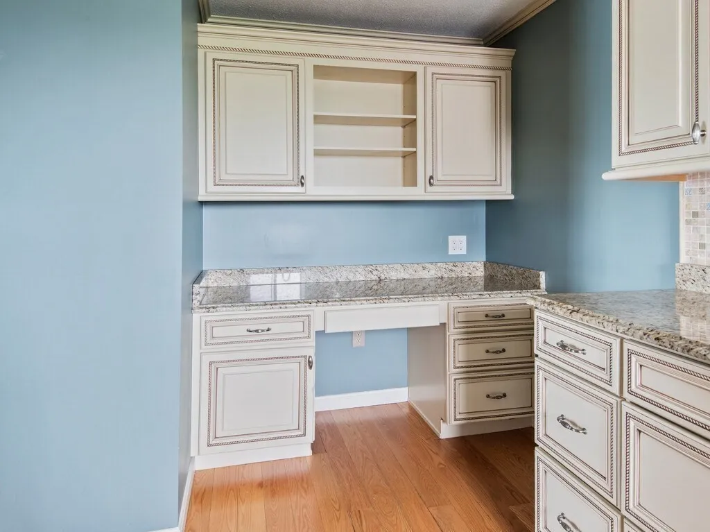 2 bed, 2 bath apartment for rent at 65 Lake Ave Unit 831, Worcester — photo 6 of 36