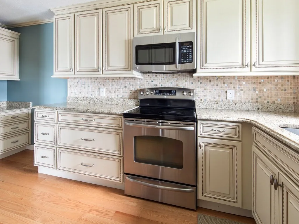 2 bed, 2 bath apartment for rent at 65 Lake Ave Unit 831, Worcester — photo 2 of 36