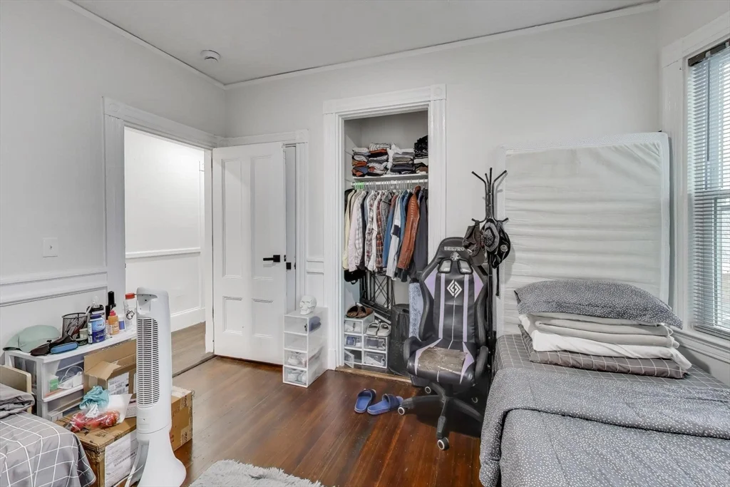 4 bed, 2 bath apartment for rent at 65 Lambert Ave Unit 2, Roxbury — photo 4 of 14