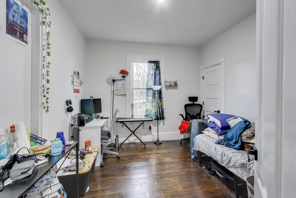 4 bed, 2 bath apartment for rent at 65 Lambert Ave Unit 2, Roxbury — photo 5 of 14