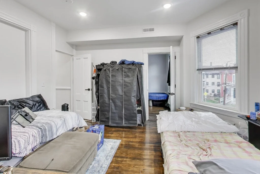 4 bed, 2 bath apartment for rent at 65 Lambert Ave Unit 2, Roxbury — photo 8 of 14